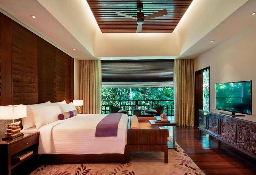 Mulu Marriott Resort