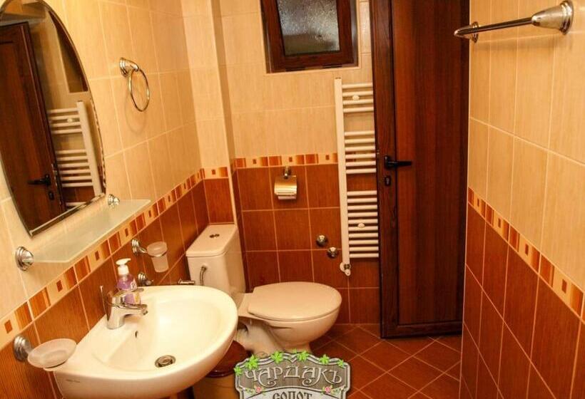 פנסיון възрожденски комплекс чардакъ сопот