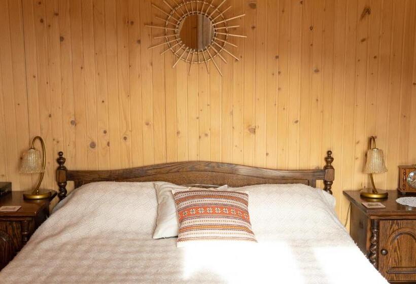 Pension (Hôtel basse catégorie) садиба маланка