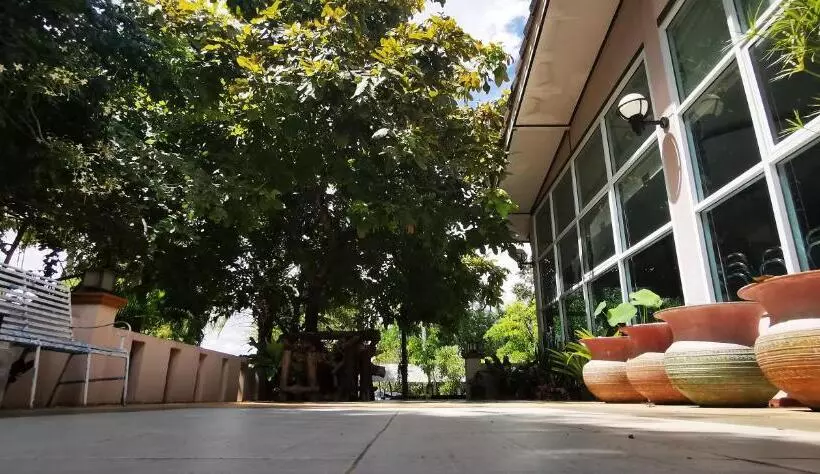 استراحتگاه บ้านสวนกรีนวิวรีสอร์ท