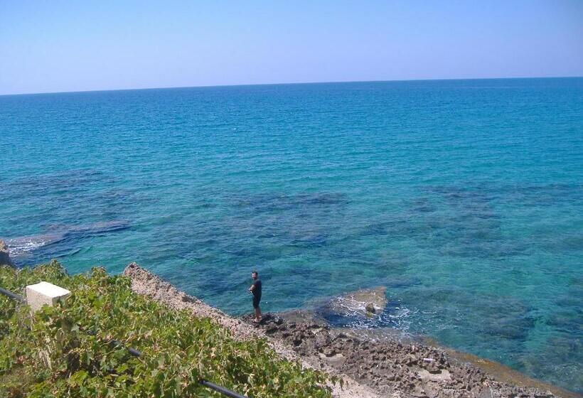 Theresa Hotel At Karpaz Peninsula