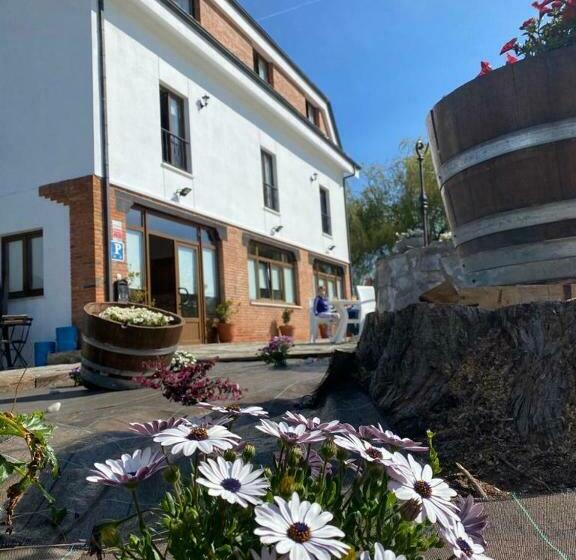 ユースホステル El Pradón