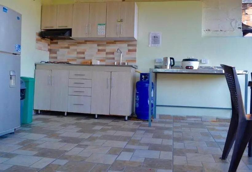 ユースホステル Casa Verde Guatapé