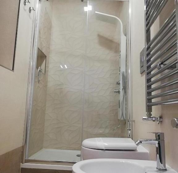 تختخواب و صبحانه Royal Dreams