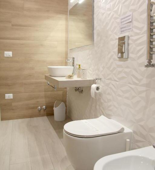 تختخواب و صبحانه Royal Dreams