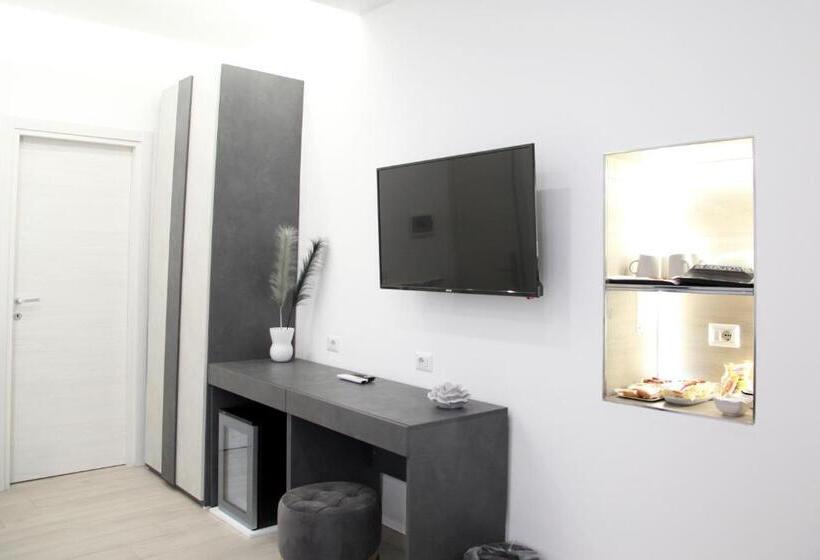 تختخواب و صبحانه Royal Dreams