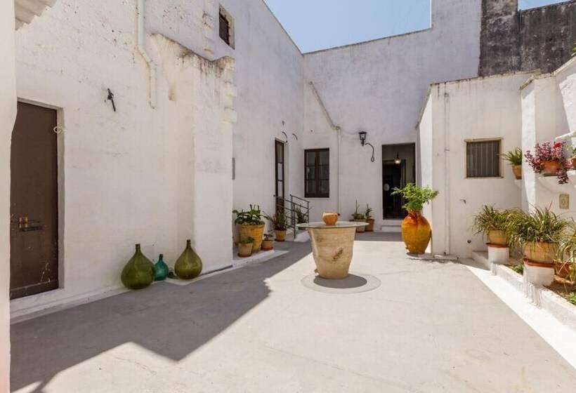 Domus Perrone Liberty Flat