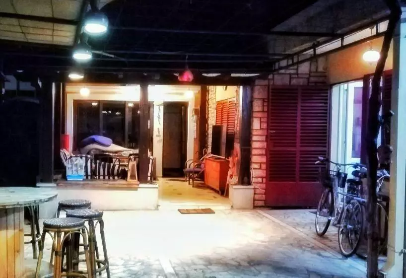 Hostel Budva