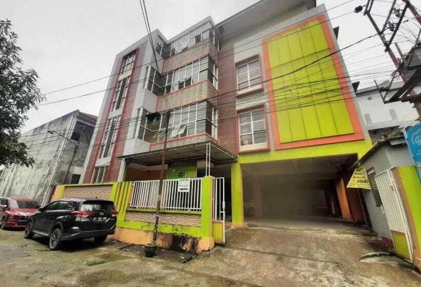 Szálloda Reddoorz Syariah At Jalan Pramuka