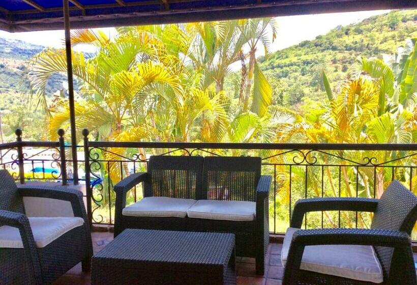 Hotel Sierra De La Cruz