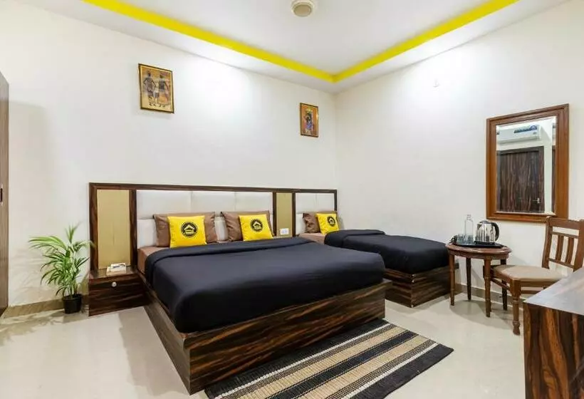 ホテル The Hosteller Agra
