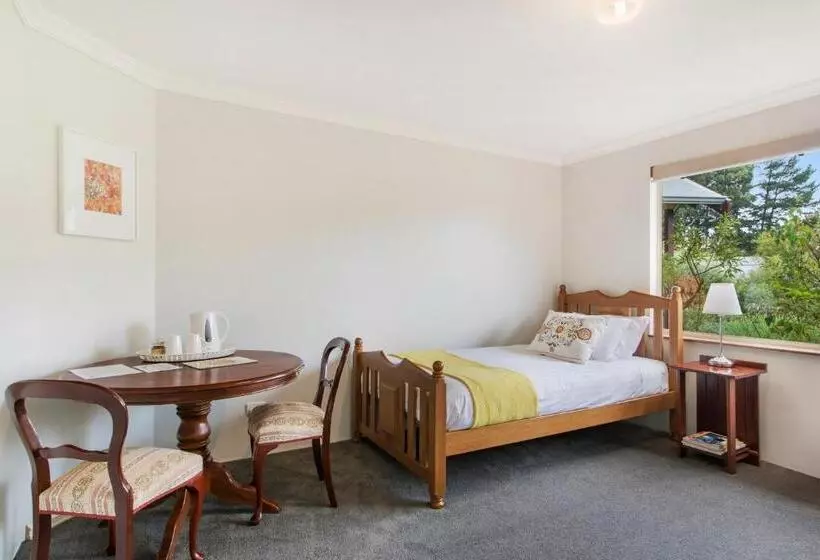 ベッドアンドブレックファースト Shambhala Guest House