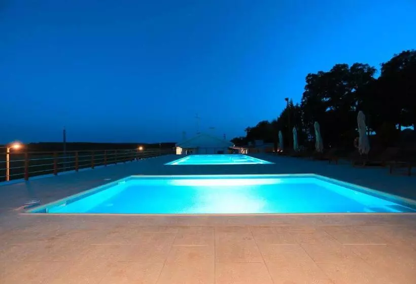ホテル Casas Do Rio Sado   Sado River Country Retreat