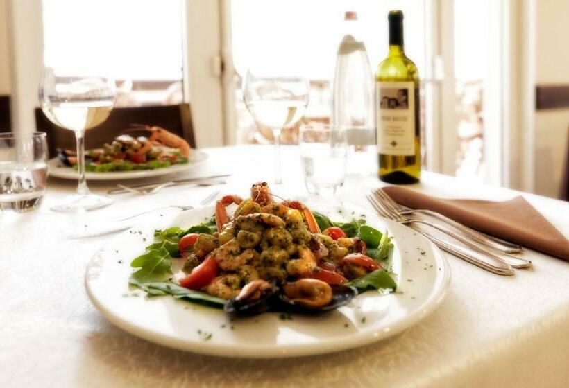 هتل Ombretta Mare