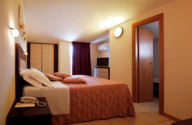 هتل Ombretta Mare