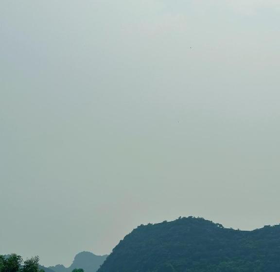 Hotel Trang An Moon Garden Homestay