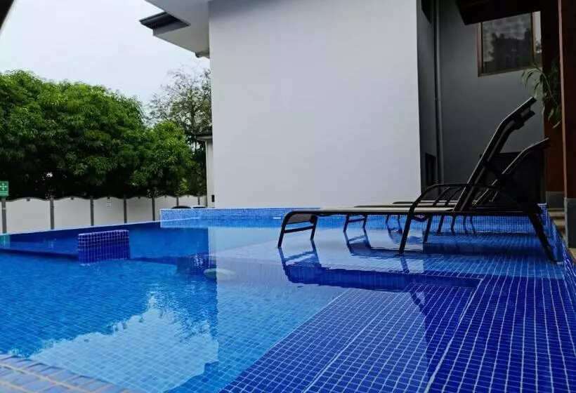 ホテル Ballena Paradise Aparta