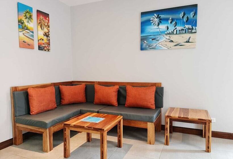 酒店 Ballena Paradise Aparta