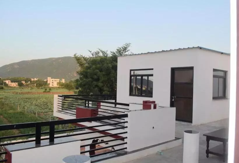 Hotel The Natural View Pushkar