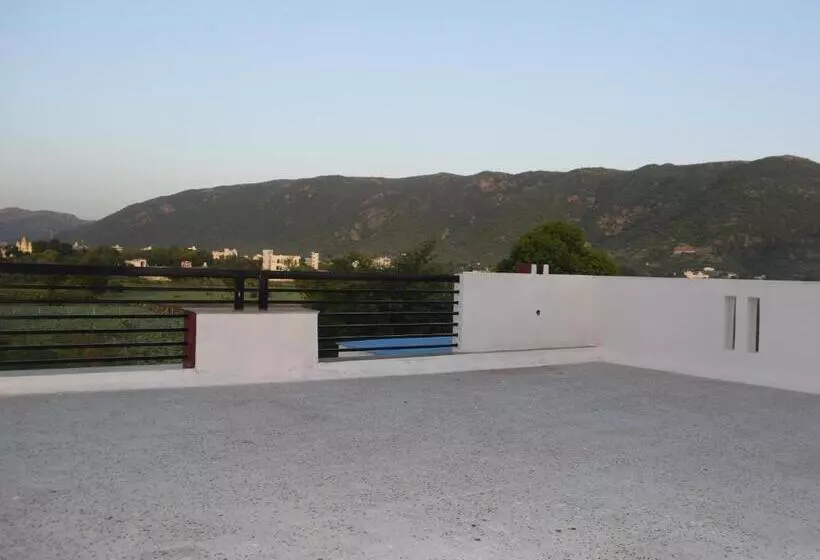 Hotel The Natural View Pushkar