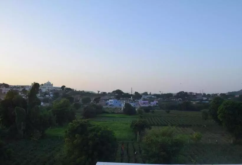 Hotel The Natural View Pushkar