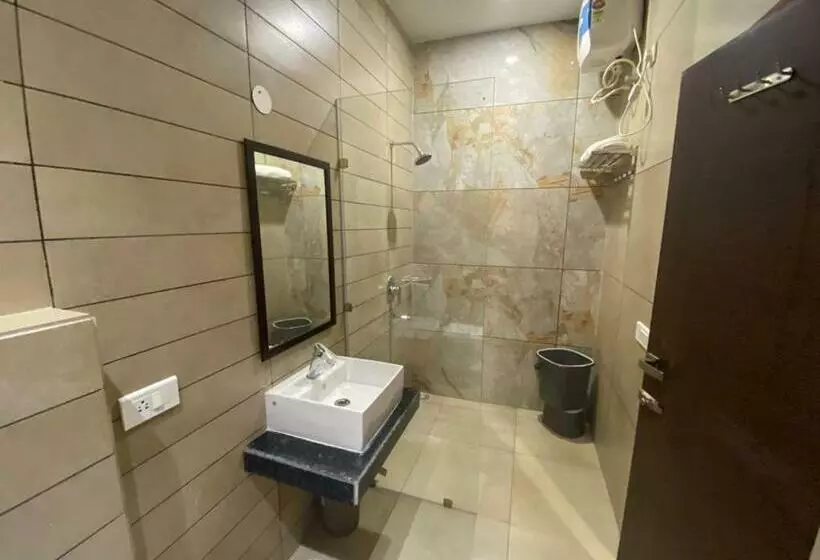 Hotelli The Retro Regency