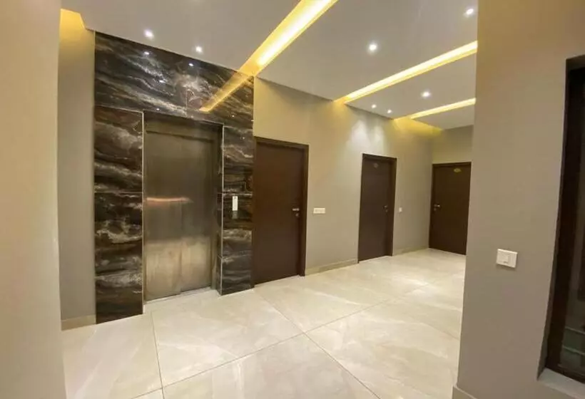 Hotelli The Retro Regency