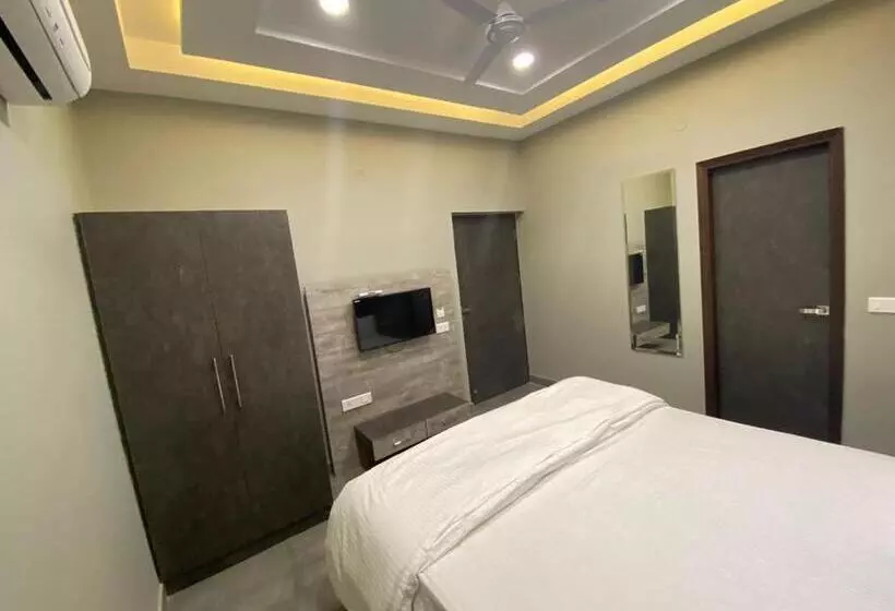 Hotelli The Retro Regency