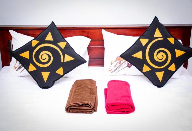 ペンション Marcelin Family Villa