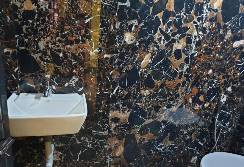 Pensjonat Om Sai Guest House