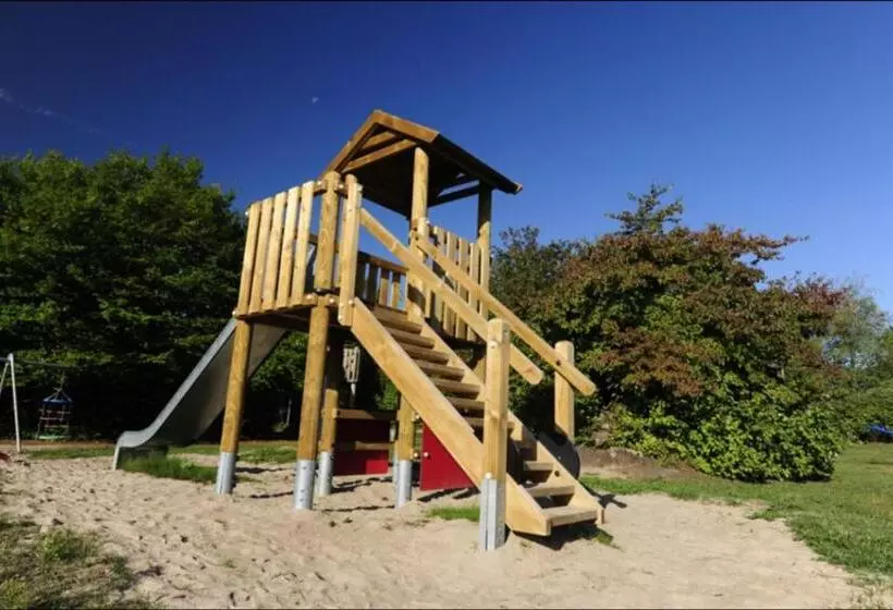 Lomakeskus Robinson Crusoe