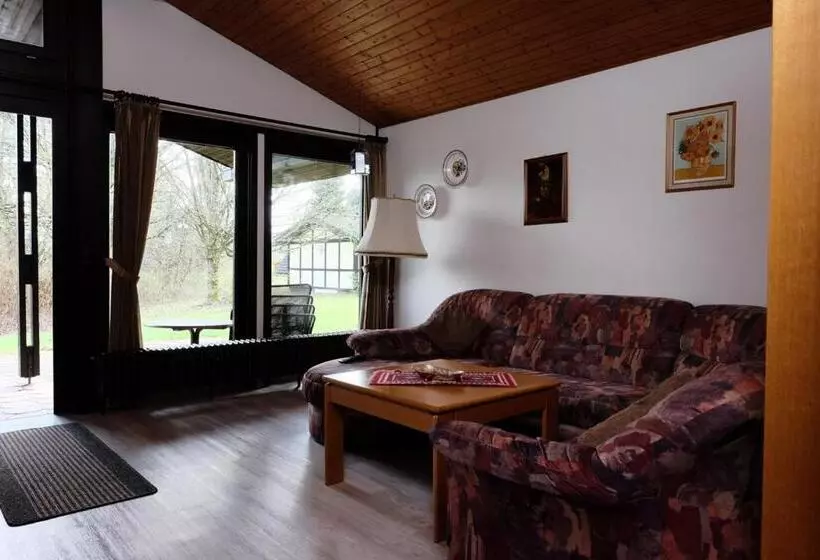 Lomakeskus Robinson Crusoe