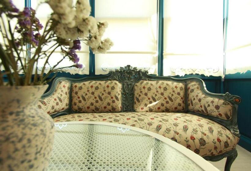 Alaçatı Sultan Konak Butik Otel ℳℛ Luxury Concept