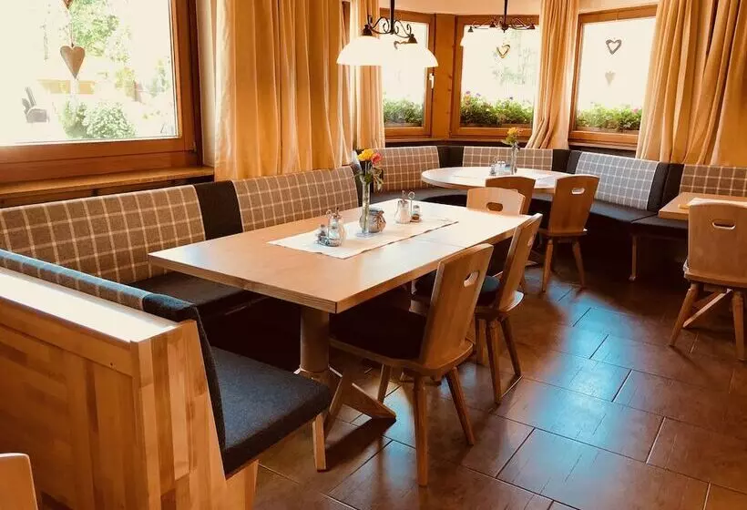 Bed and Breakfast Pension Aschlandhof