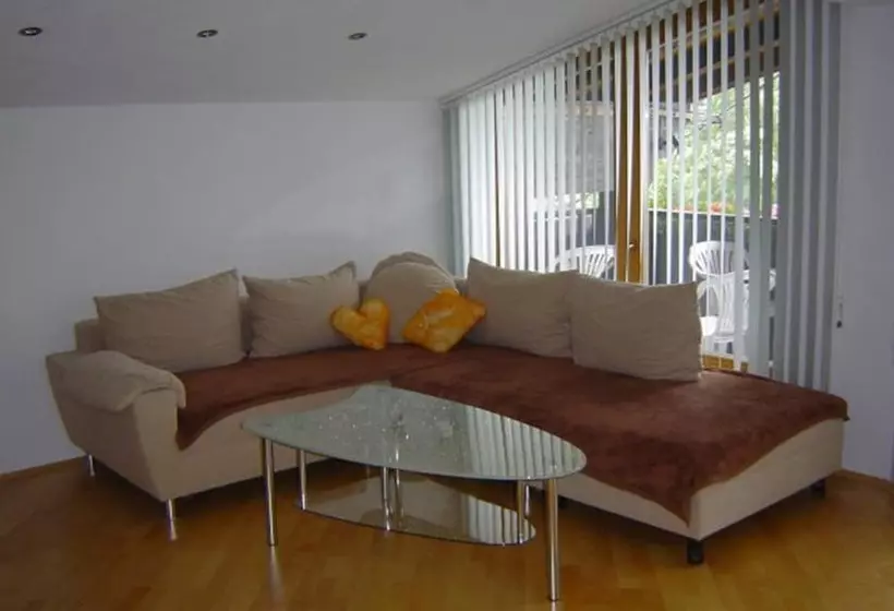 Bed and Breakfast Pension Aschlandhof