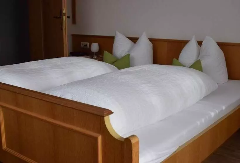 Bed and Breakfast Pension Aschlandhof