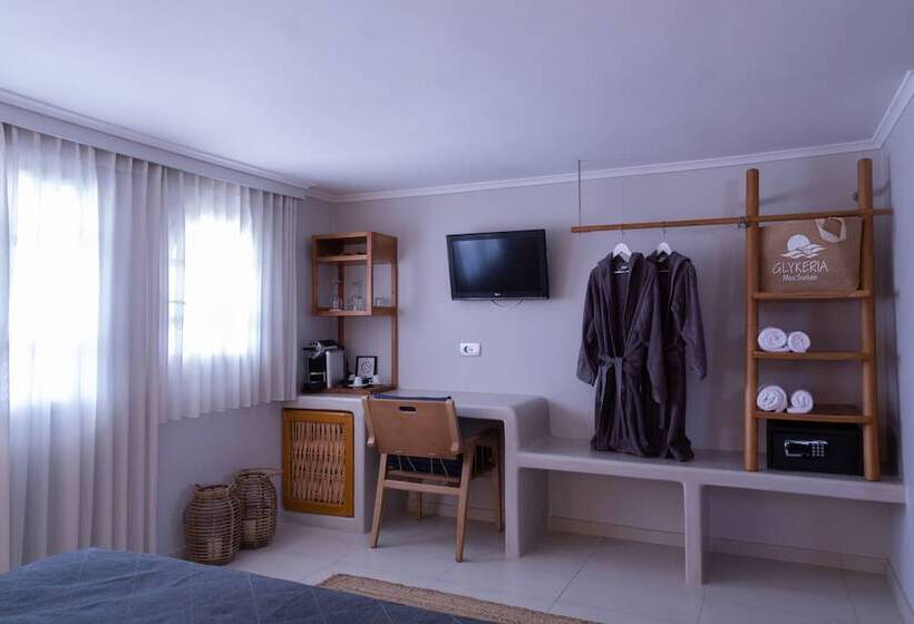 Glykeria Mini Suites