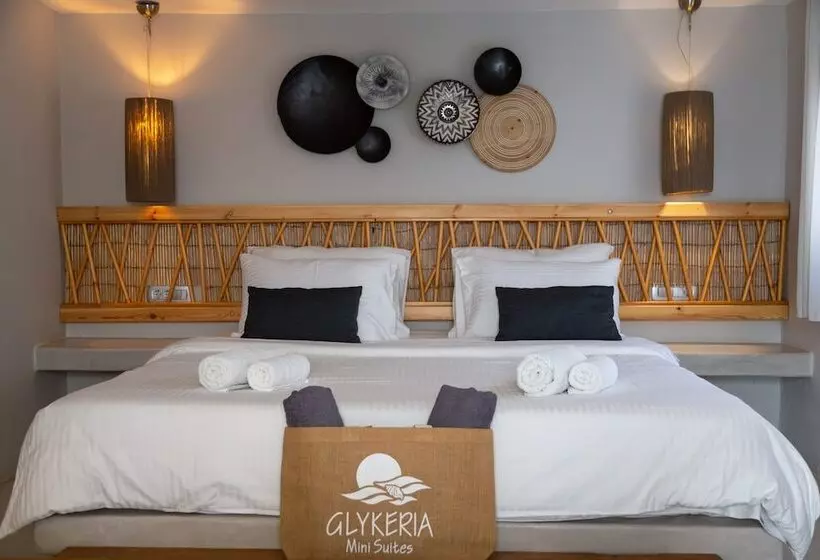 Glykeria Mini Suites