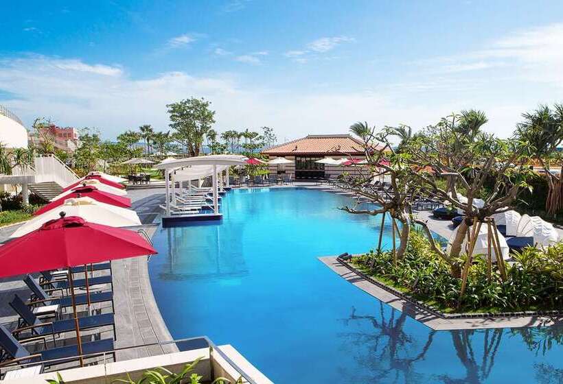 Hilton Okinawa Chatan Resort