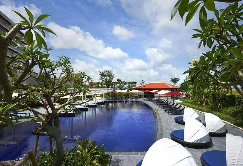 Hilton Okinawa Chatan Resort