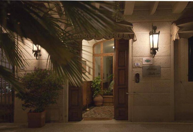 호텔 Albergo Stella