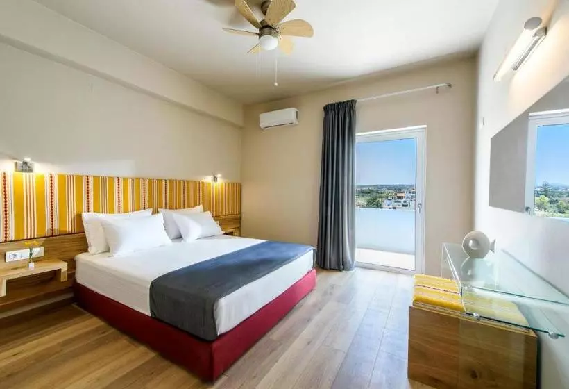 בית מלון כפרי Aptera Beach