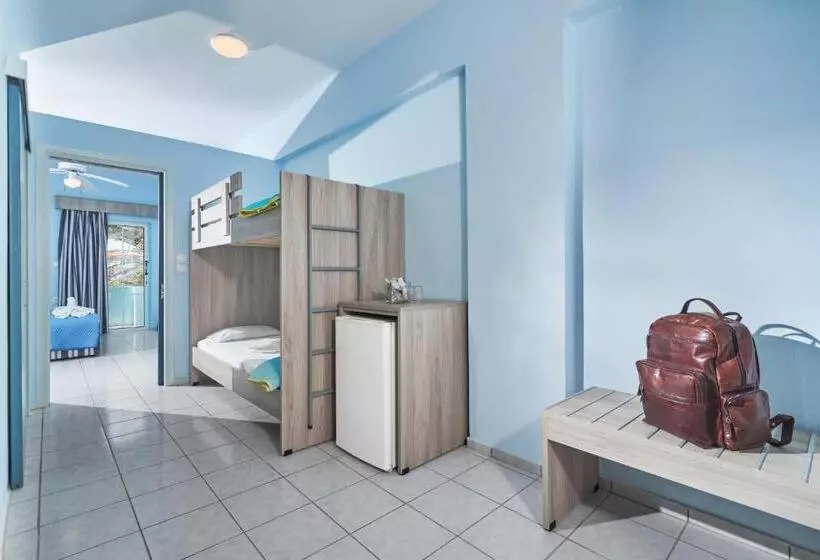 בית מלון כפרי Aptera Beach