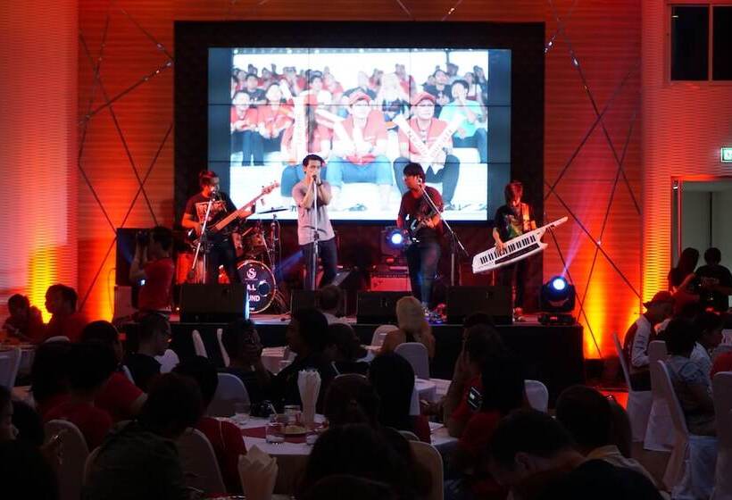 Отель Best Western Royal Buriram