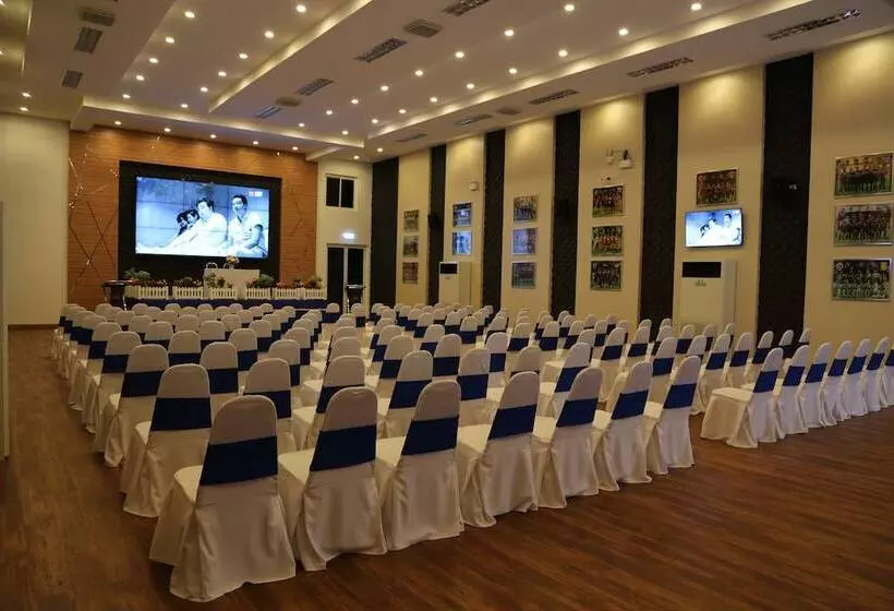 هتل Best Western Royal Buriram