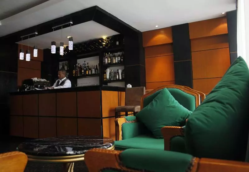 هتل Bole Ambassador