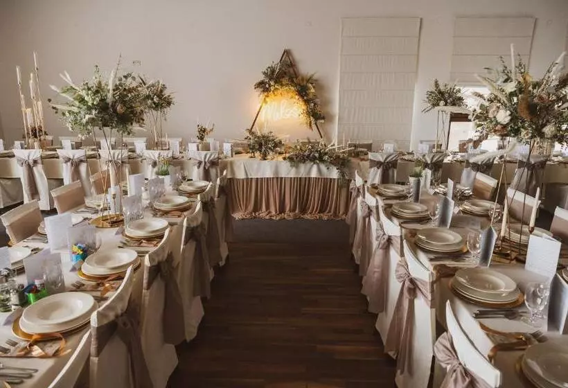 בית מלון כפרי Esperanto