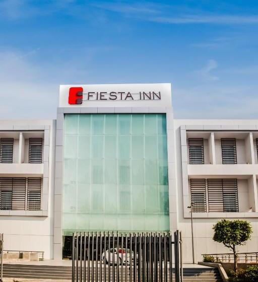 ホテル Fiesta Inn Plaza Central Aeropuerto