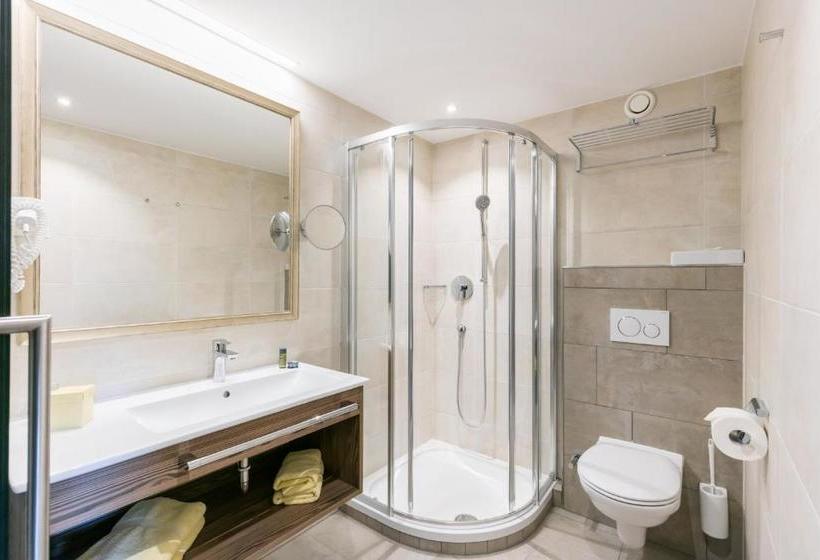 בית מלון כפרי Gasthof Zur Schönen Aussicht