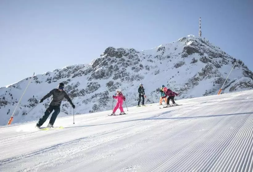 Отель Gasthof Zur Schönen Aussicht